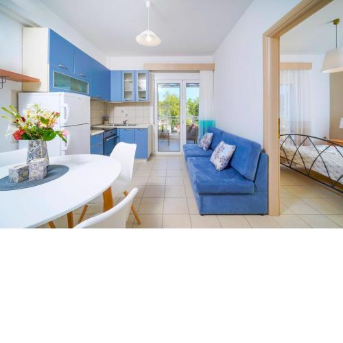 L&K Apartment Golden Beach
