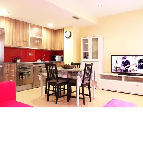 Lloret Beach Apartments