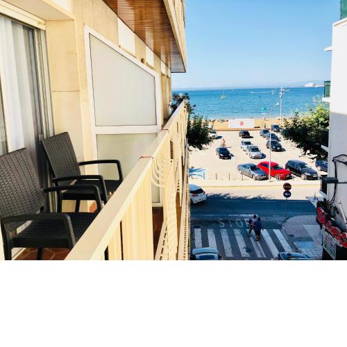 LLOTJA - Apartamento en la playa y el centro de Roses
