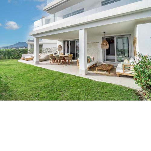 LM10BB- Modern ground floor flat in Le Mirage