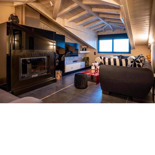 Lobelia Superior Loft Apartment