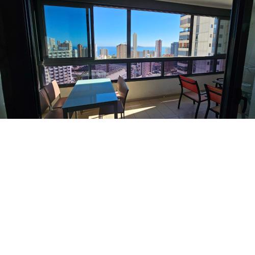 LOCATED NEXT ENGLISH AREA BENIDORM, APT GEMELOS 26 4PAX PISCINA-PADEL-TENIS-Parking extra 10eur día, Aire Acondicinado