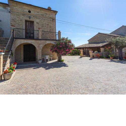 Locazione Turistica Borgo Agrituristico Il Pino-1