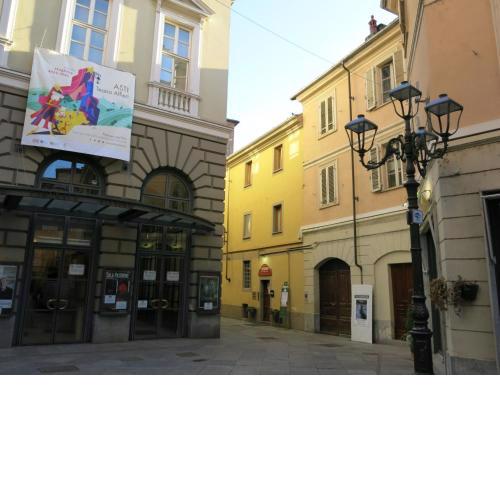 Locazione Turistica Casa Teatro-2