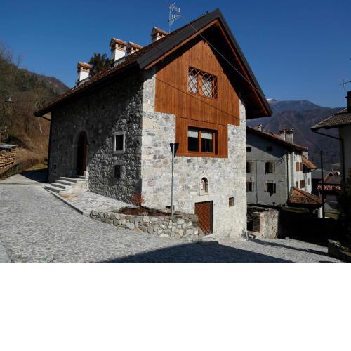 Locazione Turistica Cjase dai Fornasirs