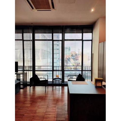 LOFT 3 PIERO DELLA FRANCESCA Business
