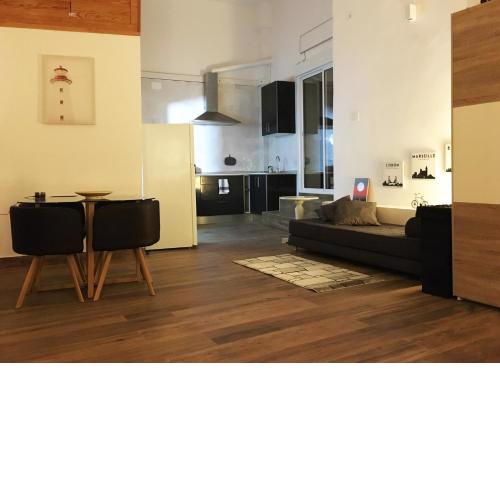 LOFT 60m Nuevo, estudio con techo alto en Alicante Centro