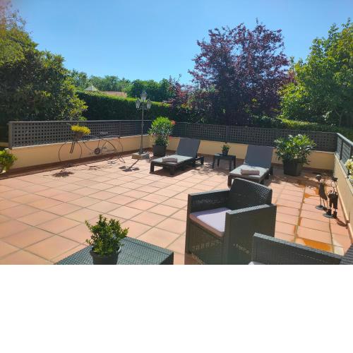 Loft Abantos - 120m2 más Terraza y Jardín Independiente
