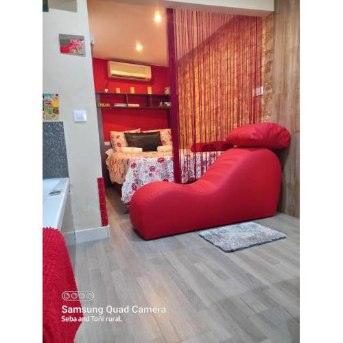 Loft Hidromasaje Rojo Tantra Ermita San Antonio
