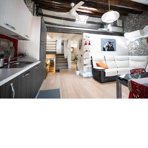 LOFT in PIAZZA con soppalco