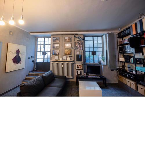 Loft in Stile Industrial - Stazione Centrale