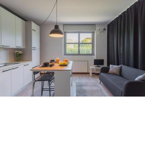 Loft in the city - private garage & garden