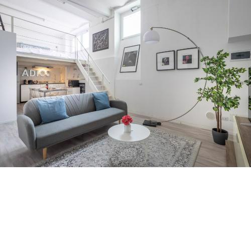 Loft Milano - Zona Certosa - con Wi-Fi & Netflix
