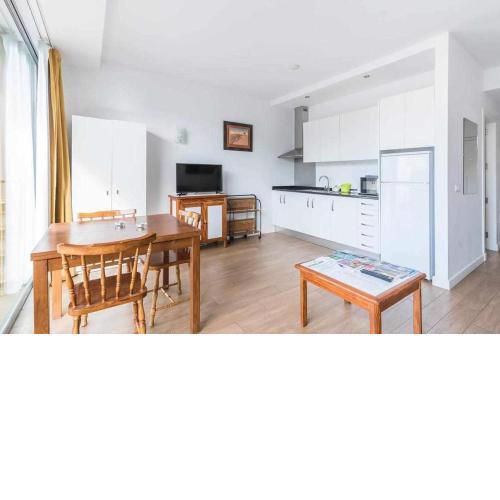 Loft moderno con balcón al lado de Las Canteras