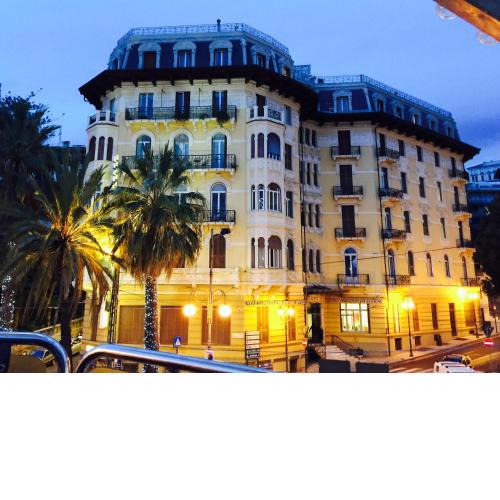 Lolli Palace Hotel