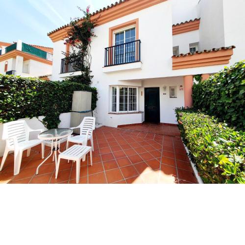 Lomas de Cabopino House