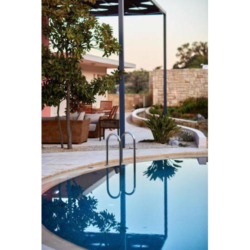 Longhouse Crete - Extraordinary Luxury Villa