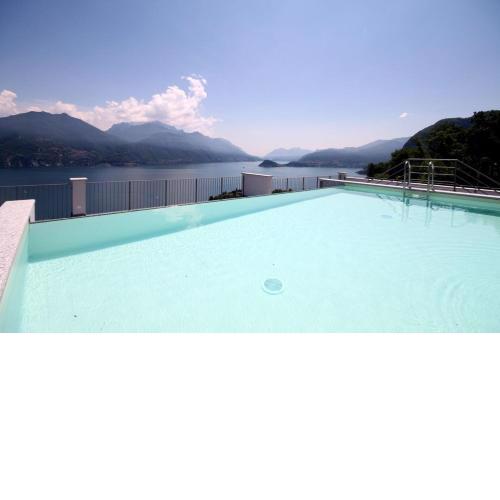 LookLake Suite Two