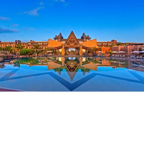 Lopesan Baobab Resort