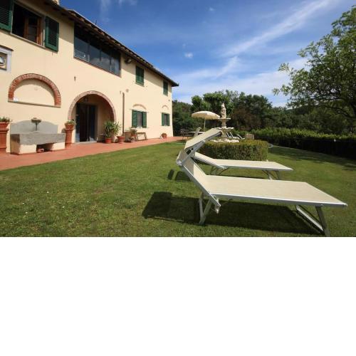 Loretta - Holiday Home in the Heart of Tuscany