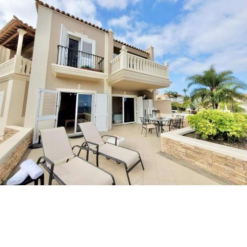 Loro House