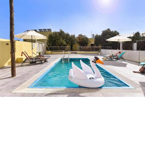 Los Algodones Cottage with Pool