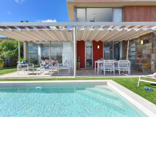 Los Dragos Salobre Golf Villas 3 by VillaGranCanaria