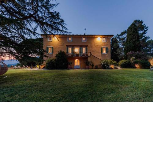 LOSE THE WORLD. FIND YOURSELF. VILLA DUEMANI, 8 BEDROOMS, PANORAMIC POOL & SPA