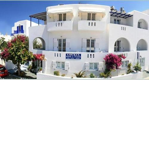Loukia Apartments & Studios