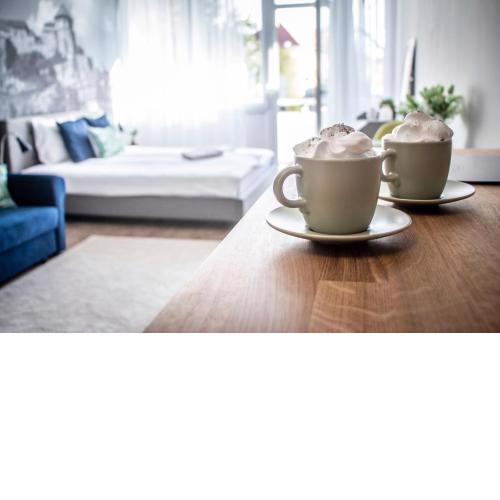 LouLou's Central Apartment with cosy balcony