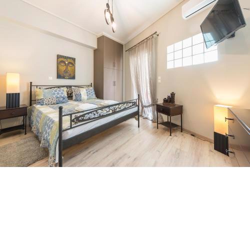 Lovely 1- bedroom condo in Exarcheia