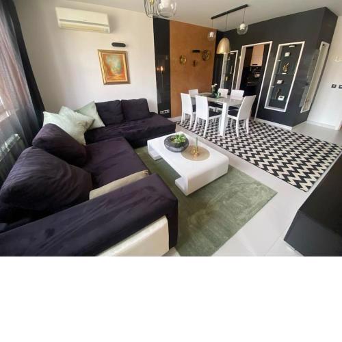 Lovely 1-bedroom apartament with free parking
