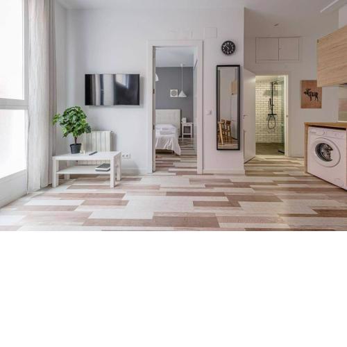 Lovely 2-bed flat in Tetuan by SharingCo.