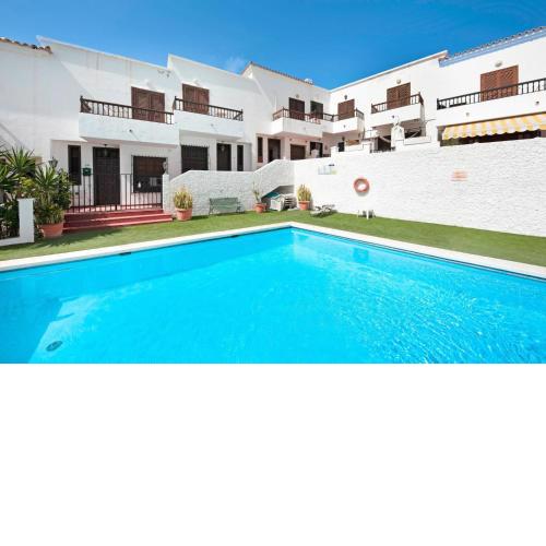 Lovely 2-Bed House with Pool and sea-view Chayofa