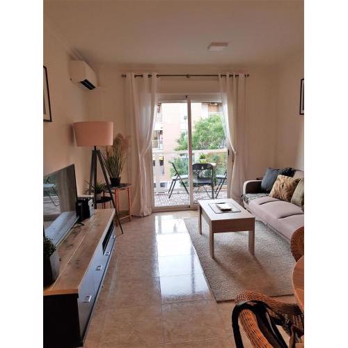 Lovely 2 bedroom apartment close to Denia Castle.