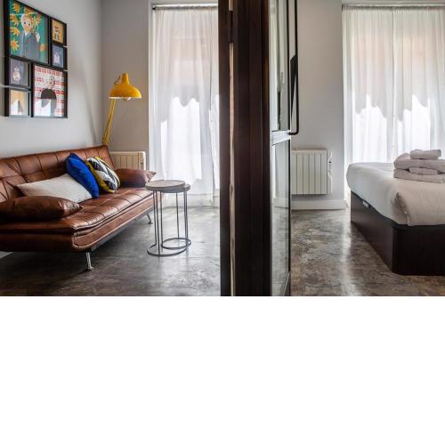 Lovely 2 Bedroom Apartment in the heart of Chueca