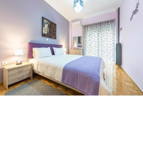 Lovely 2-bedrooms apartment in Exarcheia
