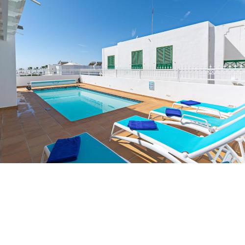 Lovely 3-Bed Villa in Puerto del Carmen