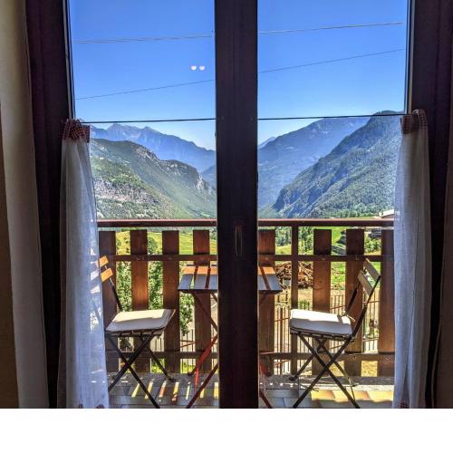 Lovely 4 bedroom villa with amazing views!