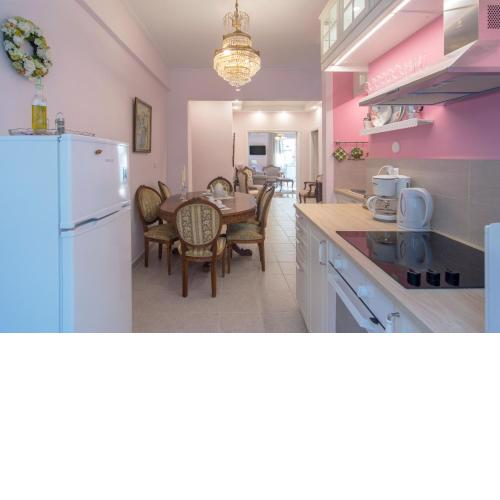 Lovely Apartment in Athens