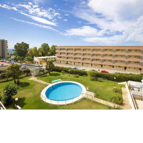 Lovely apartment in Torremolinos Views of the sea, pool, terrace, sofa bed and fully equipped kitchen
