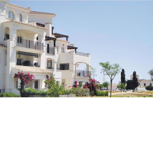 Lovely Apartment Overlooking Golf Course Club House - AO21624