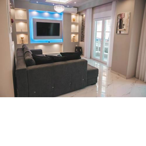 Lovely apartment with balcony in the city center