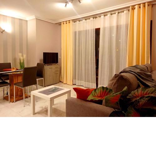 Lovely apartment with heated pool and ocean view, close the golf court