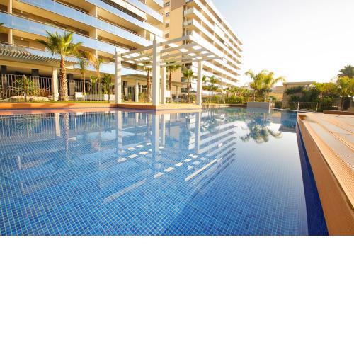 Lovely apartment with pool, AC and a great terrace