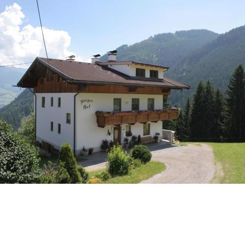 Lovely Apartment with Terrace in F genberg