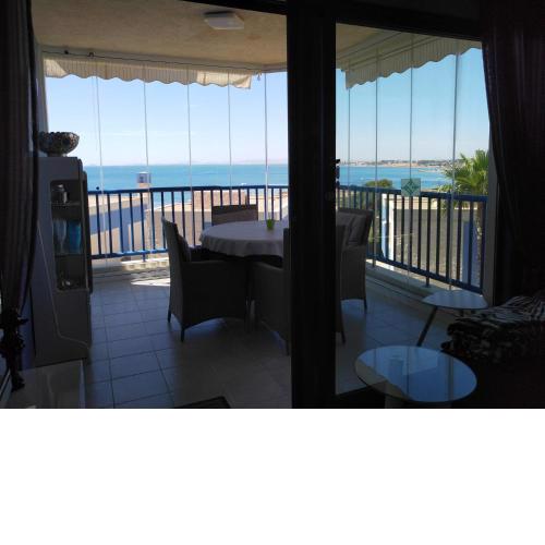 Lovely appartment with stunning sea view, 2nd floor