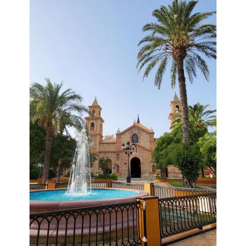 Lovely Big 2-Bed Apartment in Torrevieja- sea view