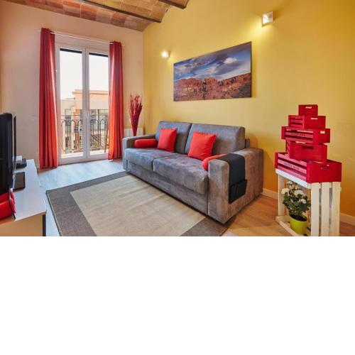 Lovely & bright Bogatell beach apartment