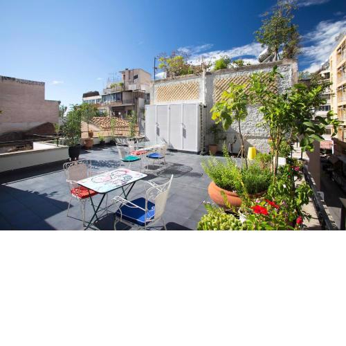 Lovely, central, private balconies, roof garden! - EP7